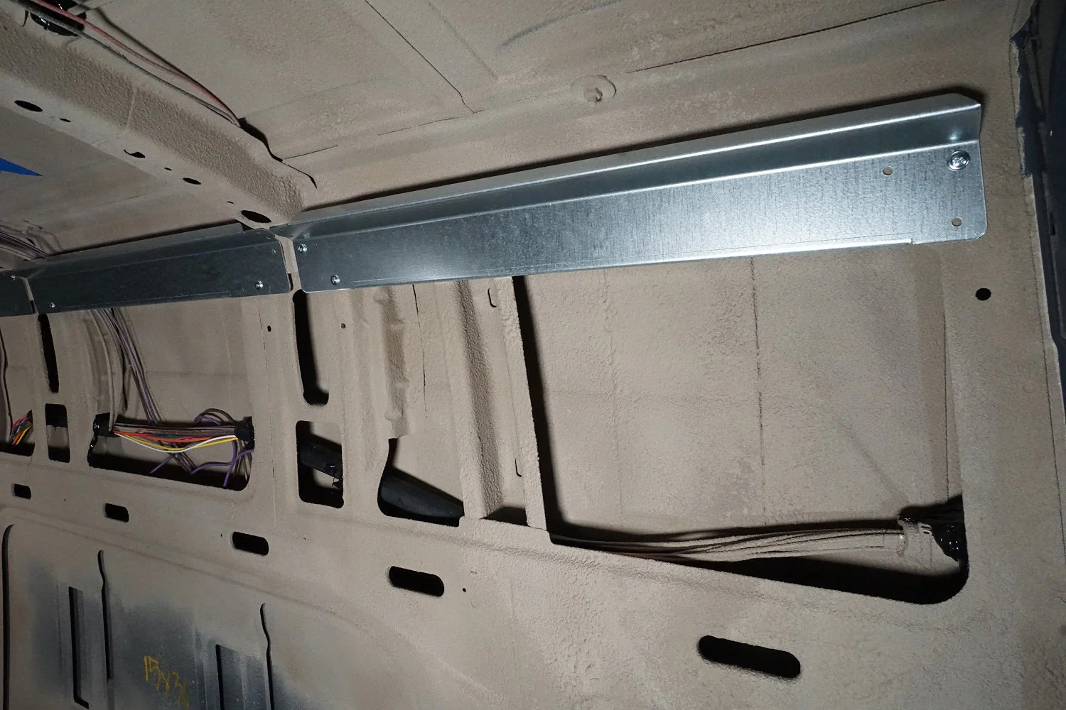 RB Components 2007+ Sprinter Van 170 EXT - Upper Cabinet Wall Brace Kit - Image 8