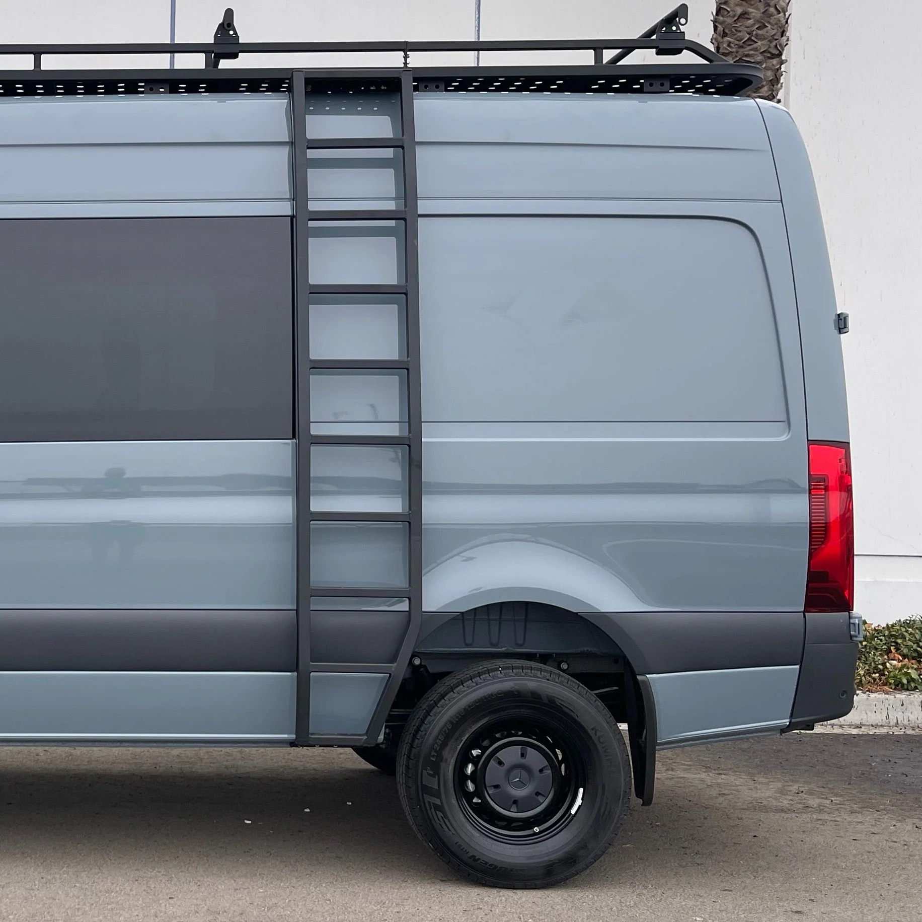 RB Components 2007+ Sprinter Van Side Ladder Fender Fit - Image 6