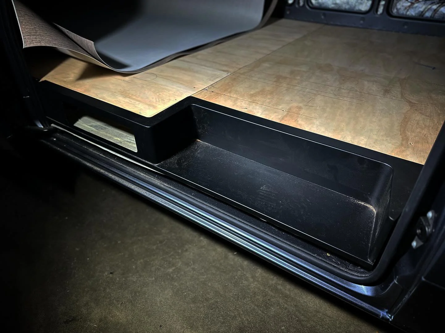 Tec Vanlife 2008+ Mercedes Sprinter Sliding Door Storage Step - Image 5