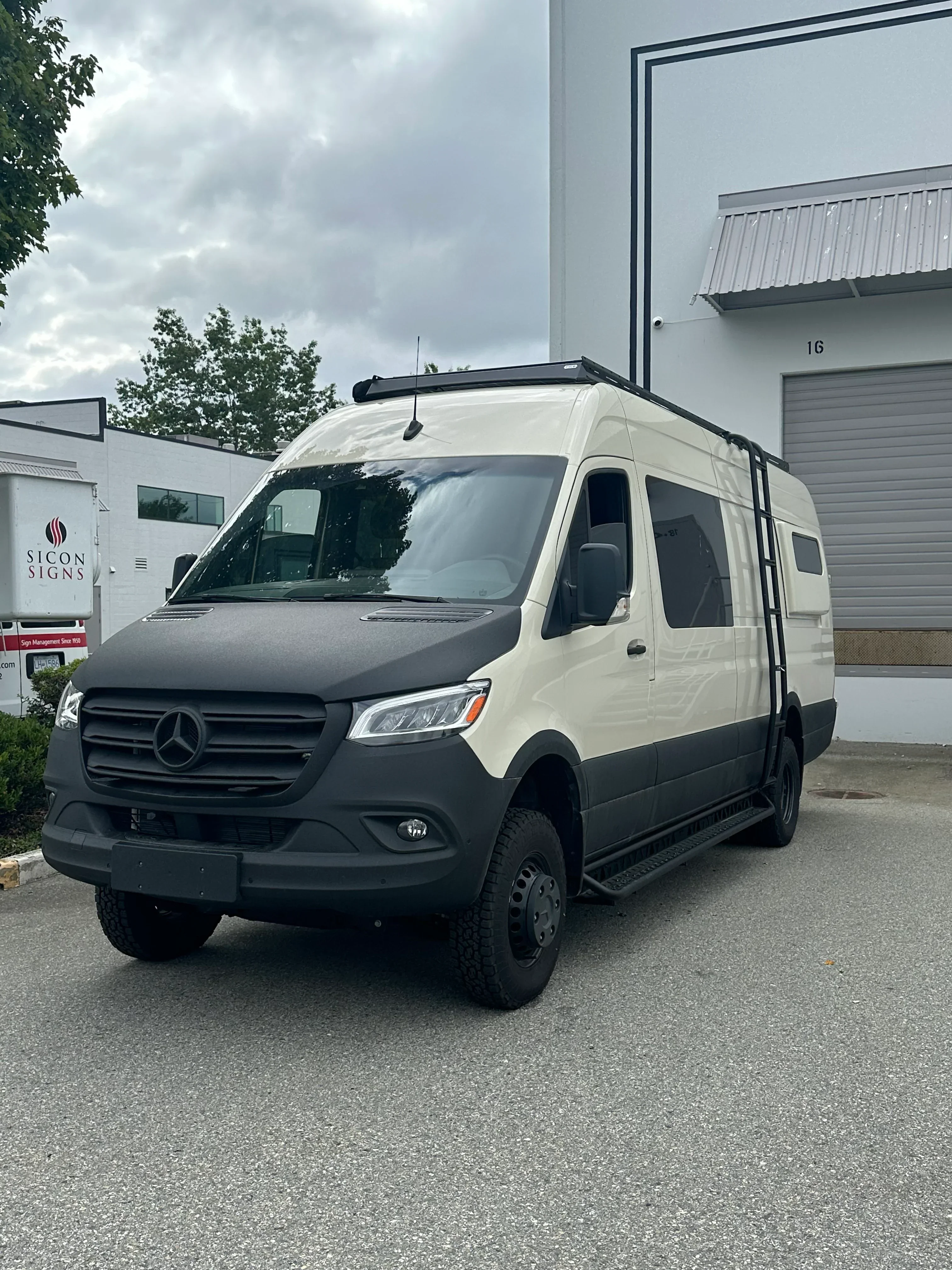 Tec Vanlife 2007+ Mercedes Sprinter Aluminum Side Ladder - High Roof - Image 7