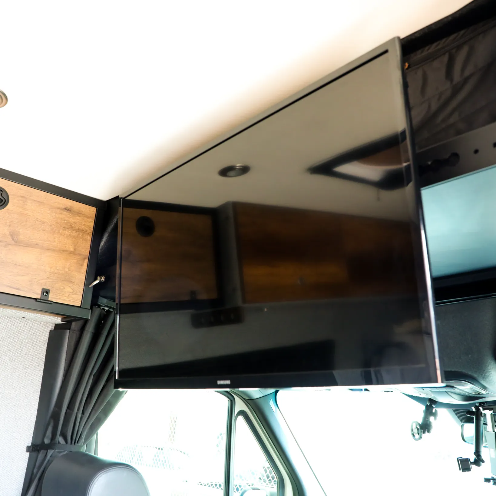 Canyon Adventure Vans Cab Shelf TV Bracket - Image 9
