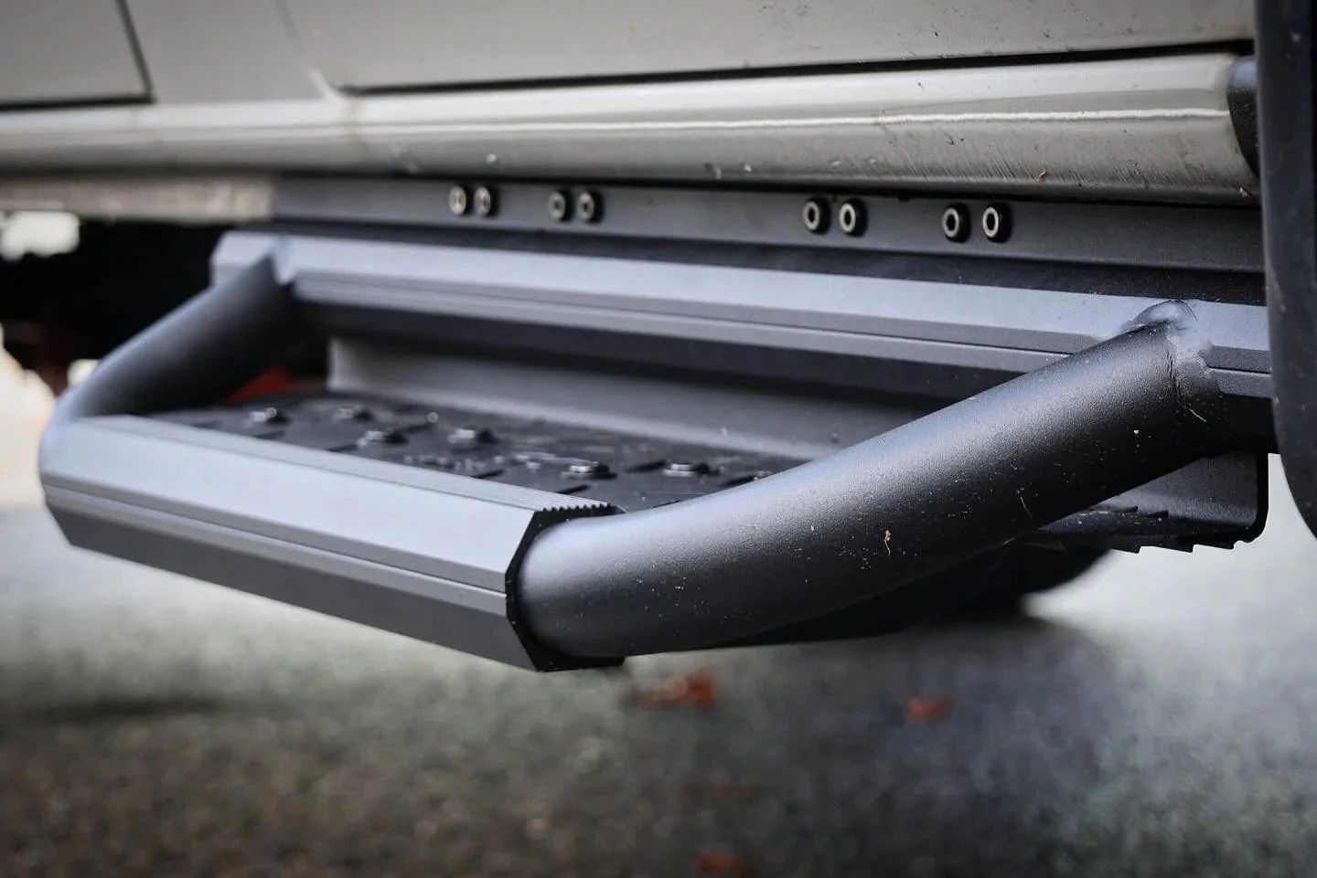 Tec Vanlife 2007+ Mercedes Sprinter Hexagon 3-Piece Running Boards - Image 9