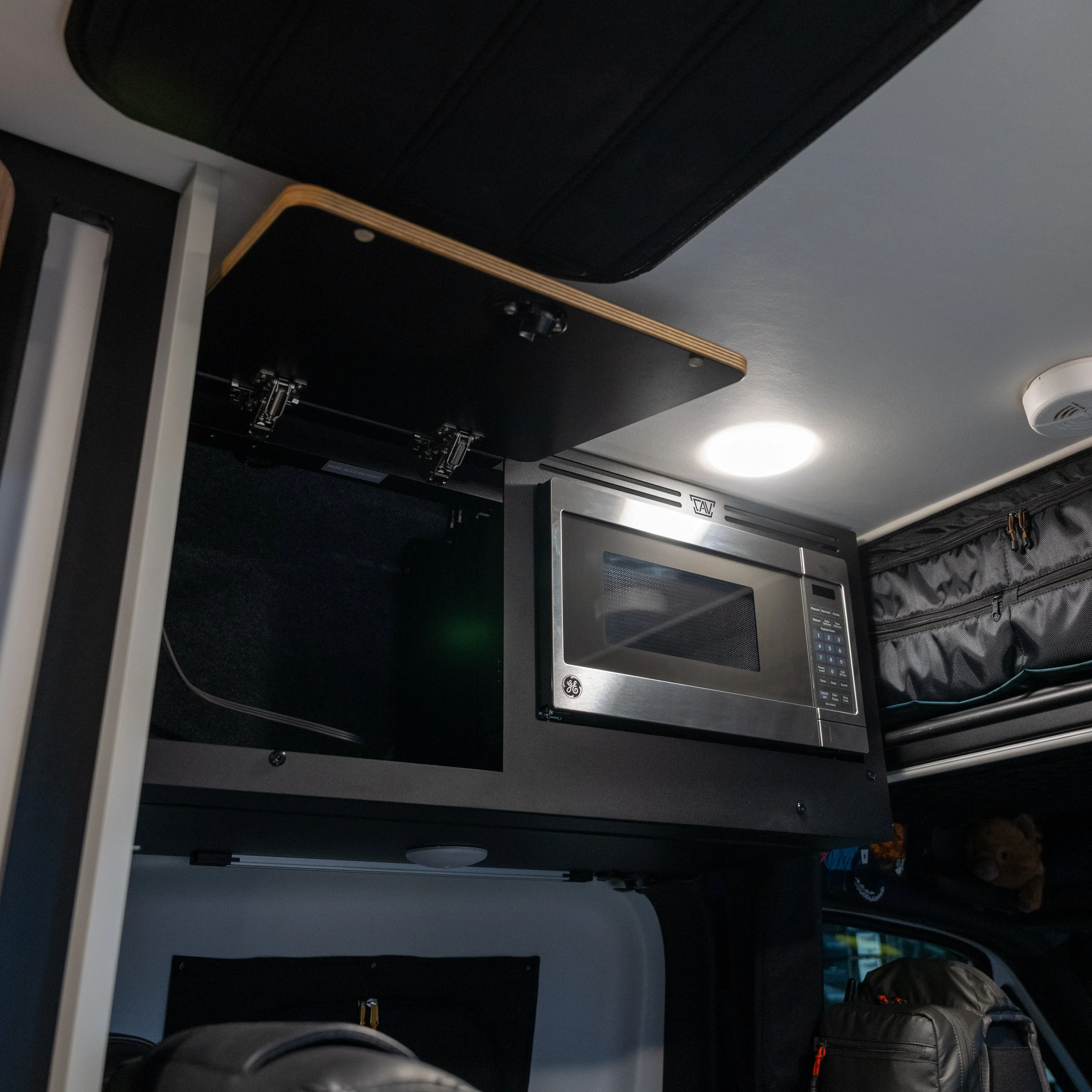 Canyon Adventure Vans Tiffin GH1 Microwave Kit - Image 5