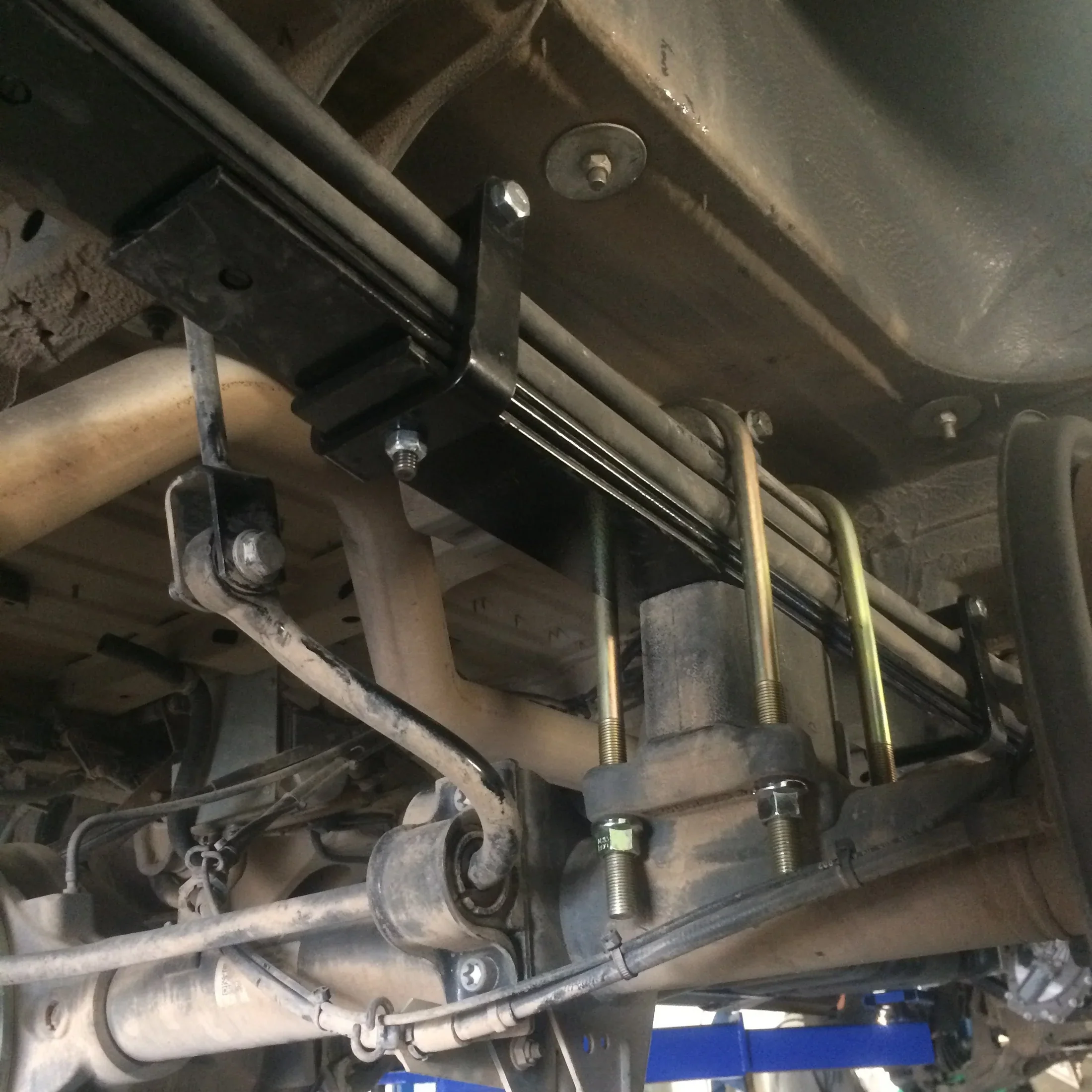 Van Compass 2015+ Mercedes Sprinter Rear Mini Leaf Spring Pack - Image 4